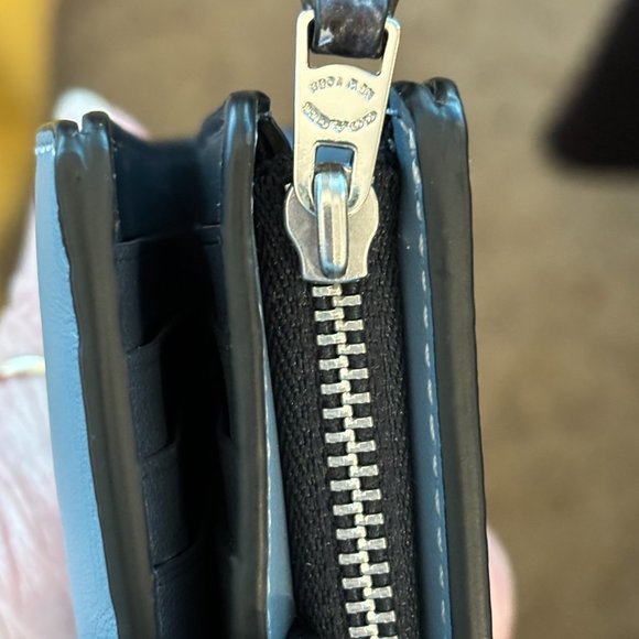 Coach Wallet w/Snakeskin accents - Picture 8 of 12